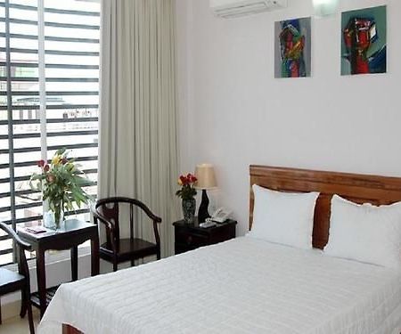 Hoa Dong Duong Hotel Hô Chi Minh-Ville Extérieur photo